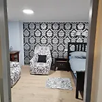 Dom Nad Jeziorem Дом отдыха *