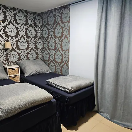 Holiday home Dom Nad Jeziorem Wolin