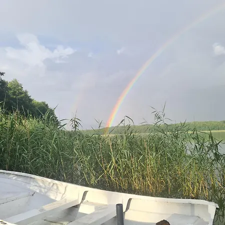 Dom Nad Jeziorem Holiday home