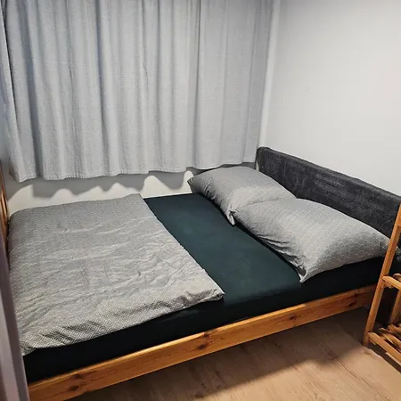 Semesterbostad Dom Nad Jeziorem Wolin