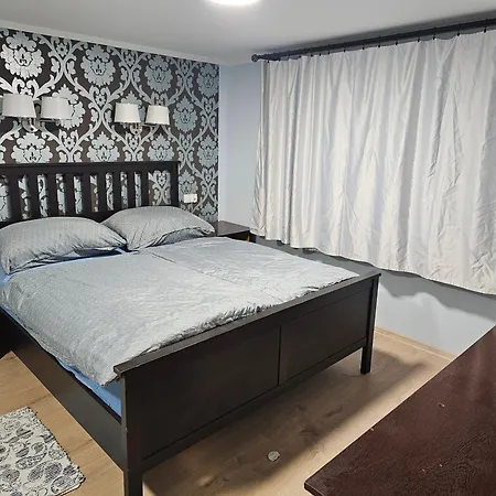 Dom Nad Jeziorem * Wolin