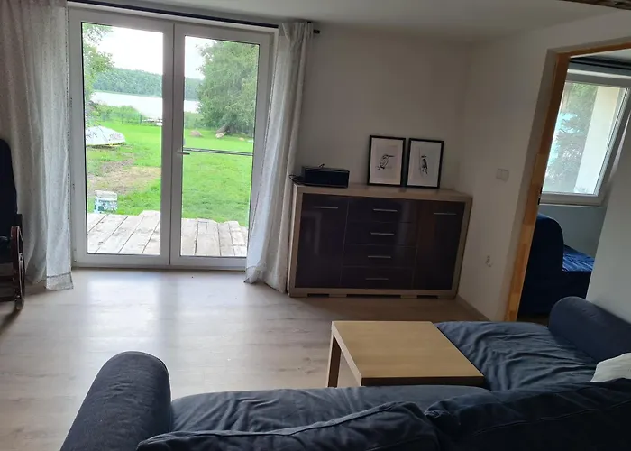 Dom Nad Jeziorem Dom wakacyjny