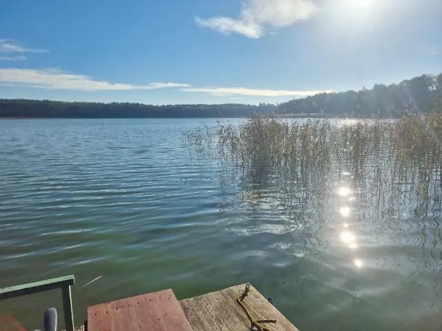 Dom wakacyjny Dom Nad Jeziorem